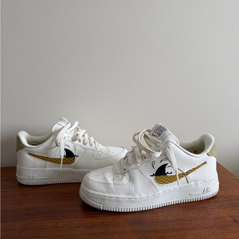 Nike Air Force 1 White & Gold Athletic Shoes